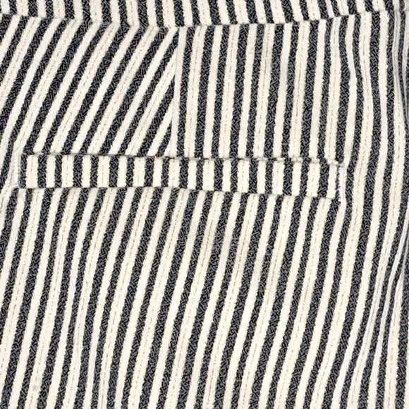 Tribal Black and White Striped Capris Women's Size 12 #52 - Picture 6 of 9